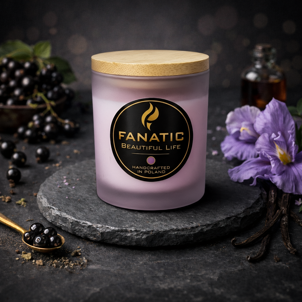 Beautiful Life — premium świeca zapachowa Czarna Porzeczka, Irys (Orris), Wanilia